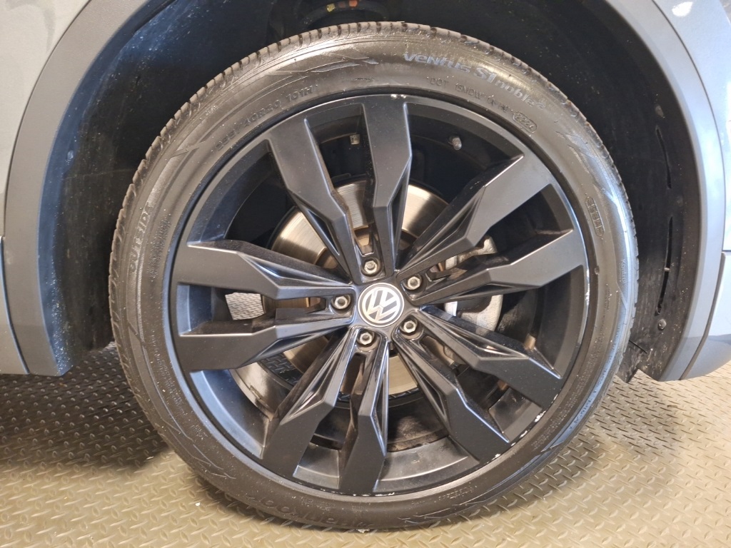 used 2020 Volkswagen Tiguan car, priced at $19,499
