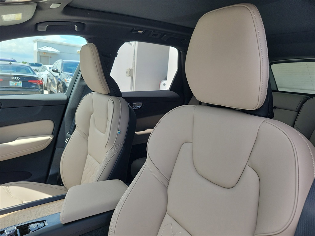 new 2026 Volvo XC60 Plug-In Hybrid car, priced at $68,975