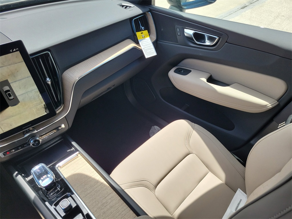 new 2026 Volvo XC60 Plug-In Hybrid car, priced at $68,975