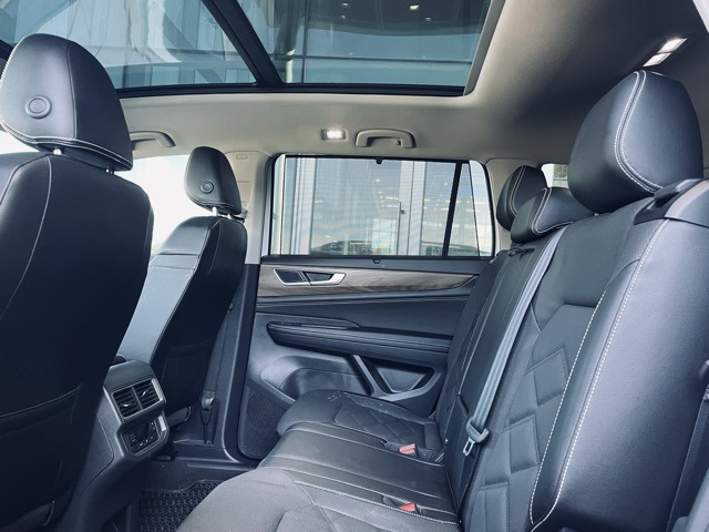 used 2024 Volkswagen Atlas car, priced at $33,900