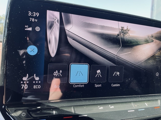used 2021 Volkswagen ID.4 car, priced at $22,500