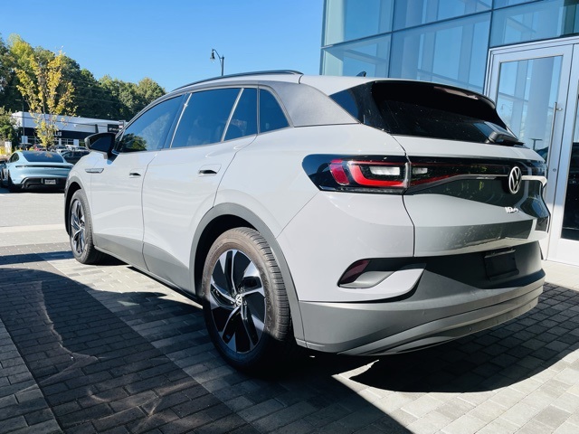 used 2021 Volkswagen ID.4 car, priced at $22,500