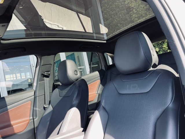 used 2021 Volkswagen ID.4 car, priced at $22,500