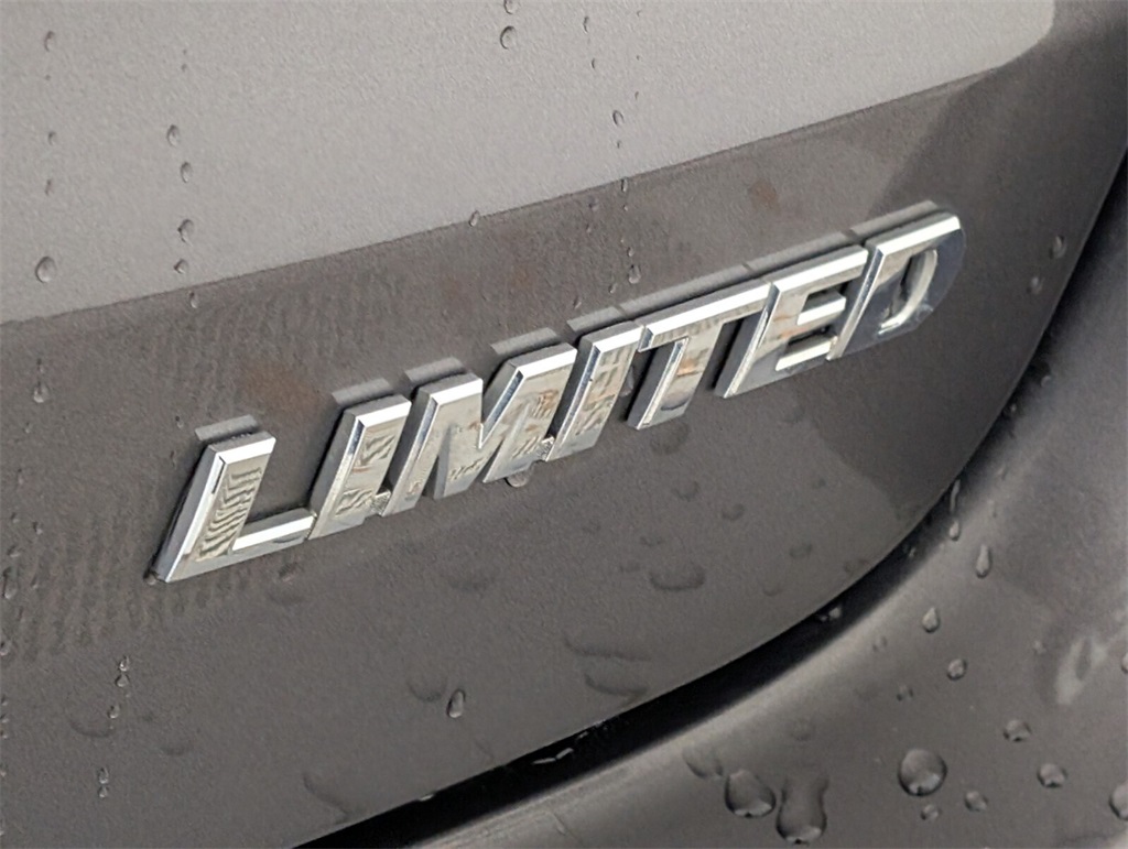 used 2017 Toyota Highlander car, priced at $19,000