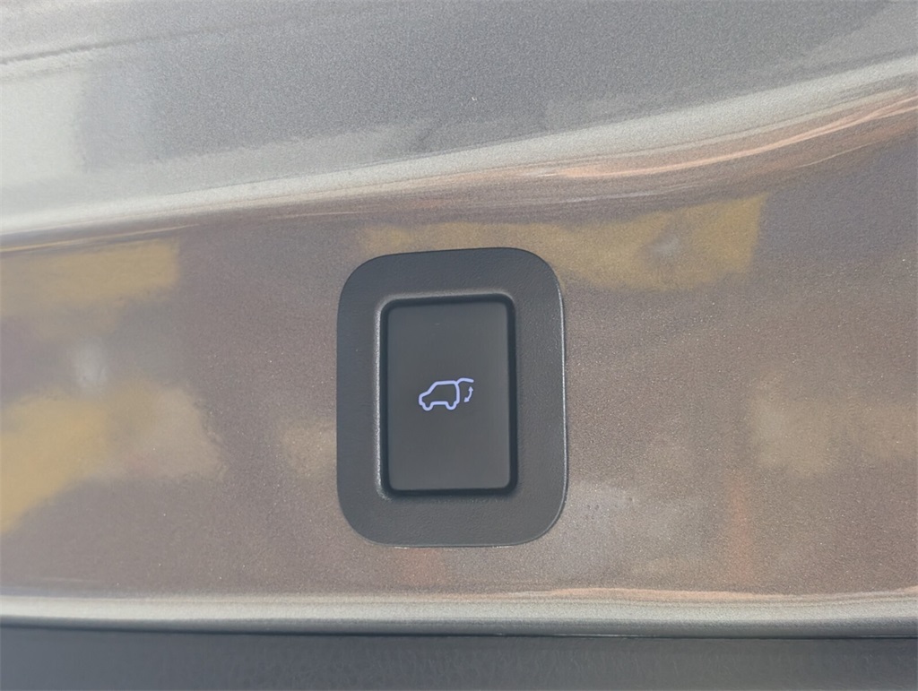used 2017 Toyota Highlander car, priced at $19,000