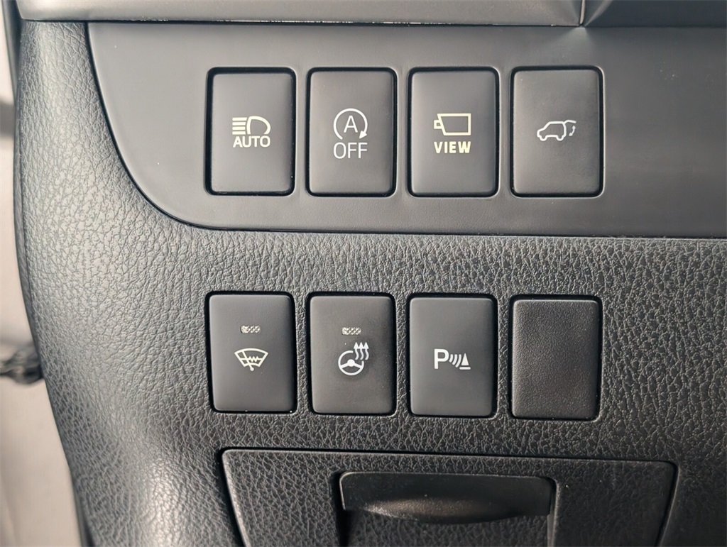 used 2017 Toyota Highlander car, priced at $19,000