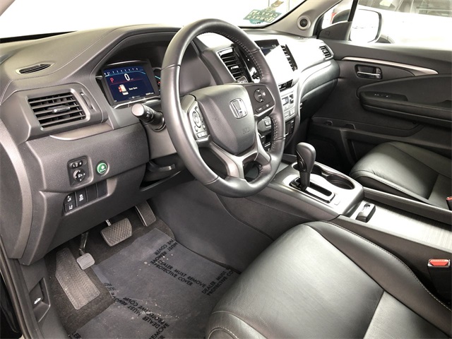 used 2019 Honda Pilot car, priced at $26,784
