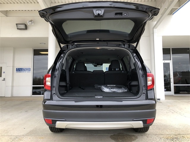 used 2019 Honda Pilot car, priced at $26,784