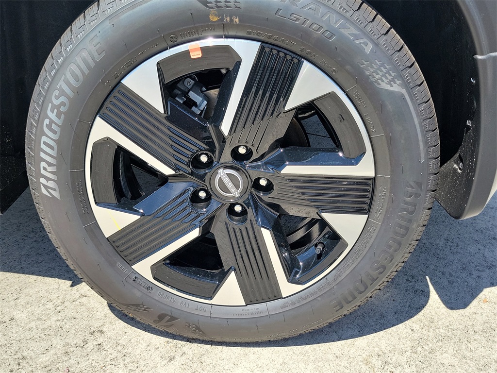new 2025 Nissan Kicks car, priced at $25,639