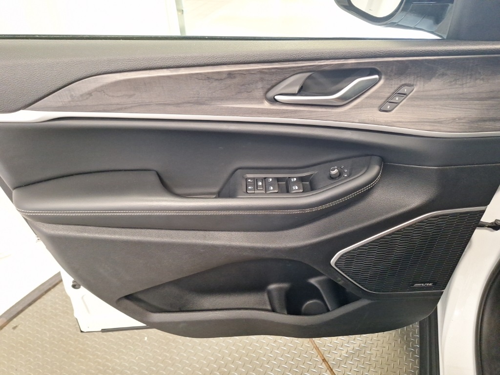 used 2022 Jeep Grand Cherokee L car, priced at $32,488