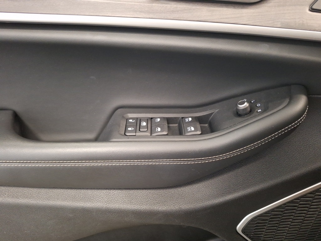 used 2022 Jeep Grand Cherokee L car, priced at $32,488