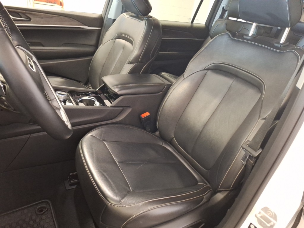 used 2022 Jeep Grand Cherokee L car, priced at $32,488