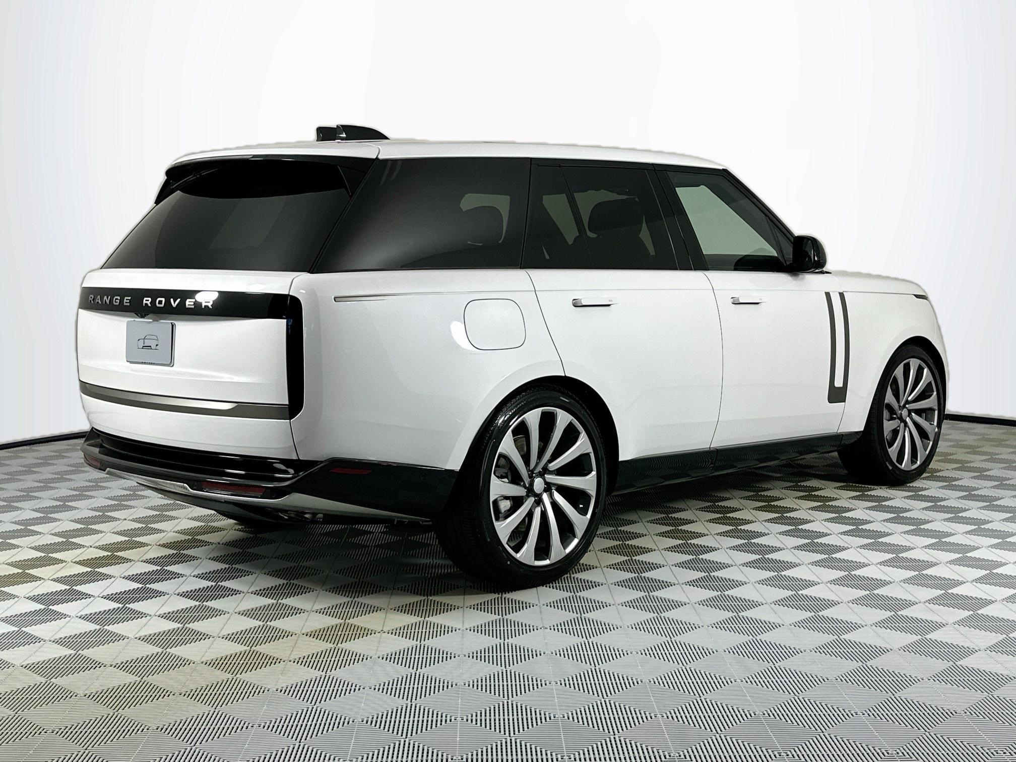 new 2025 Land Rover Range Rover car, priced at $152,210
