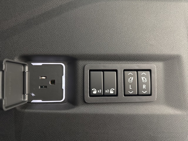 new 2025 Chevrolet Tahoe car, priced at $78,575