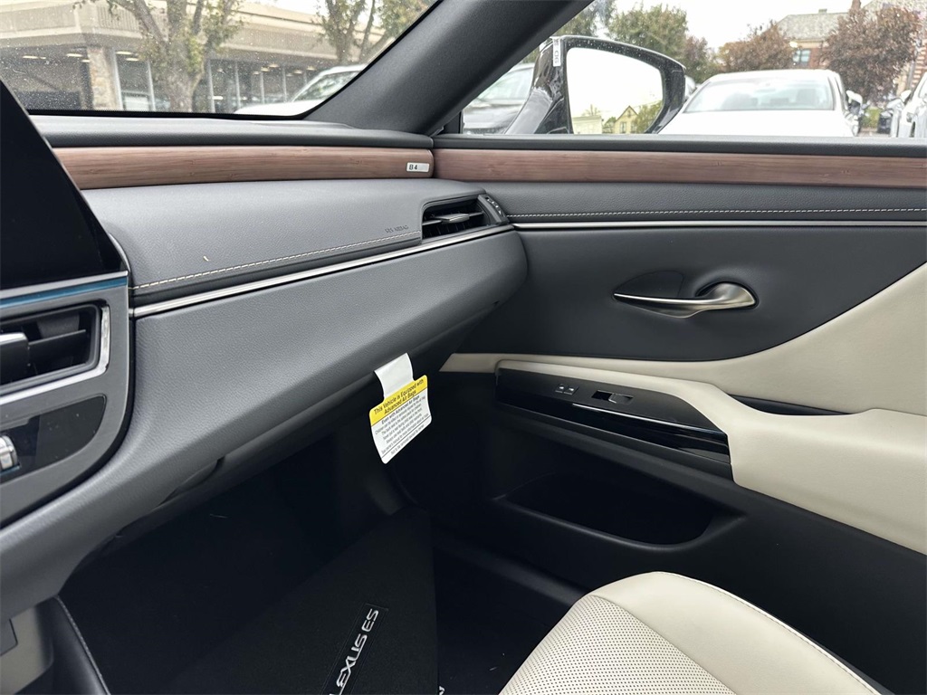 new 2025 Lexus ES car, priced at $49,544