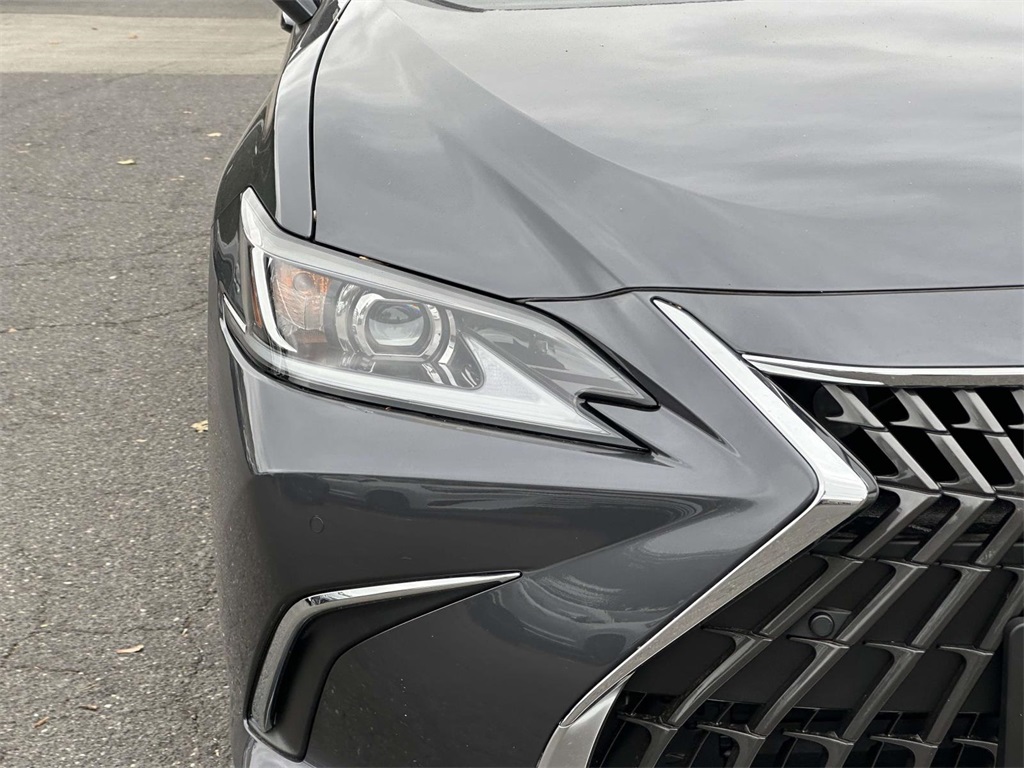 new 2025 Lexus ES car, priced at $49,544