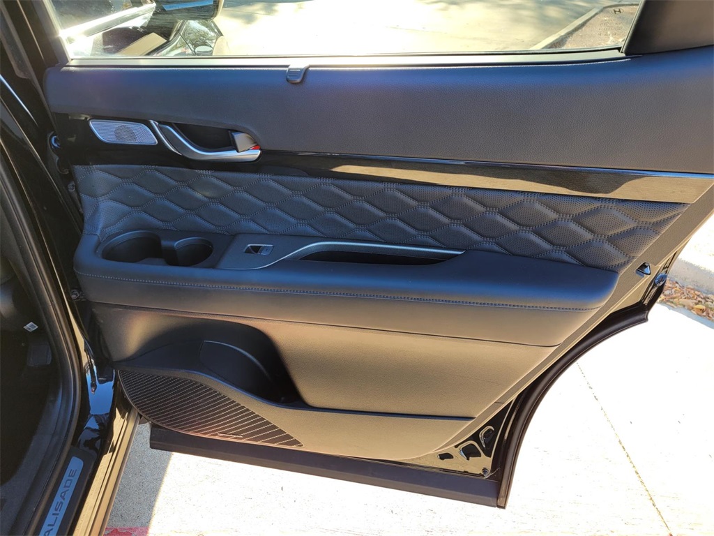 used 2022 Hyundai Palisade car, priced at $29,000
