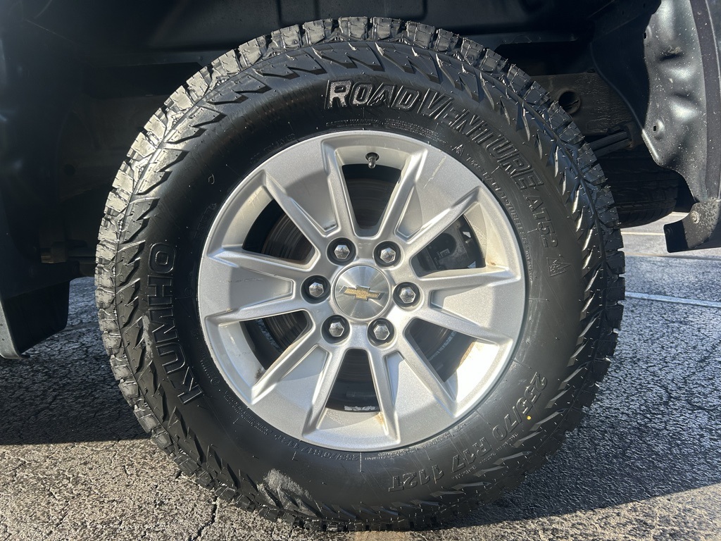 used 2020 Chevrolet Silverado 1500 car, priced at $28,222