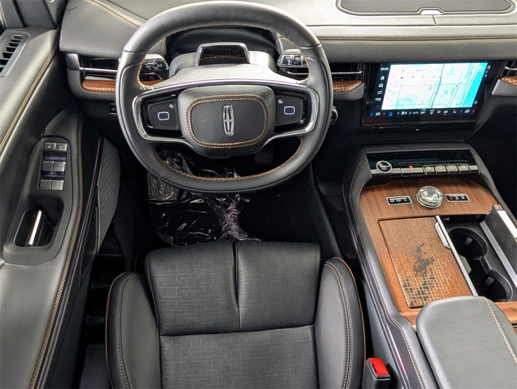 new 2025 Lincoln Navigator car, priced at $120,464