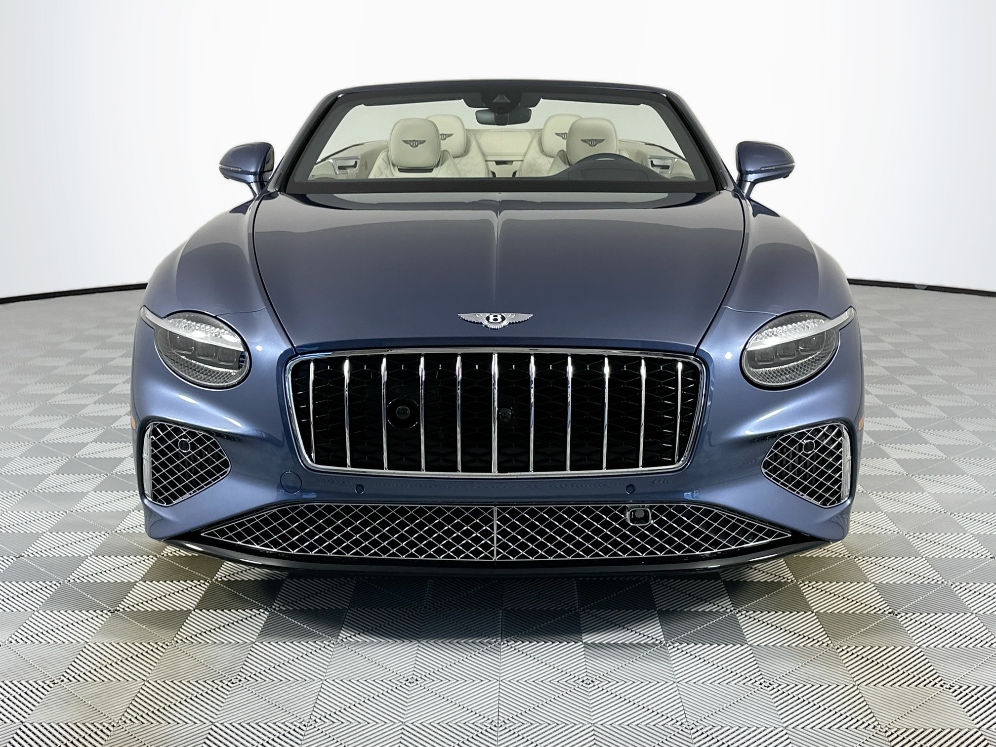 new 2026 Bentley Contiental GTC car