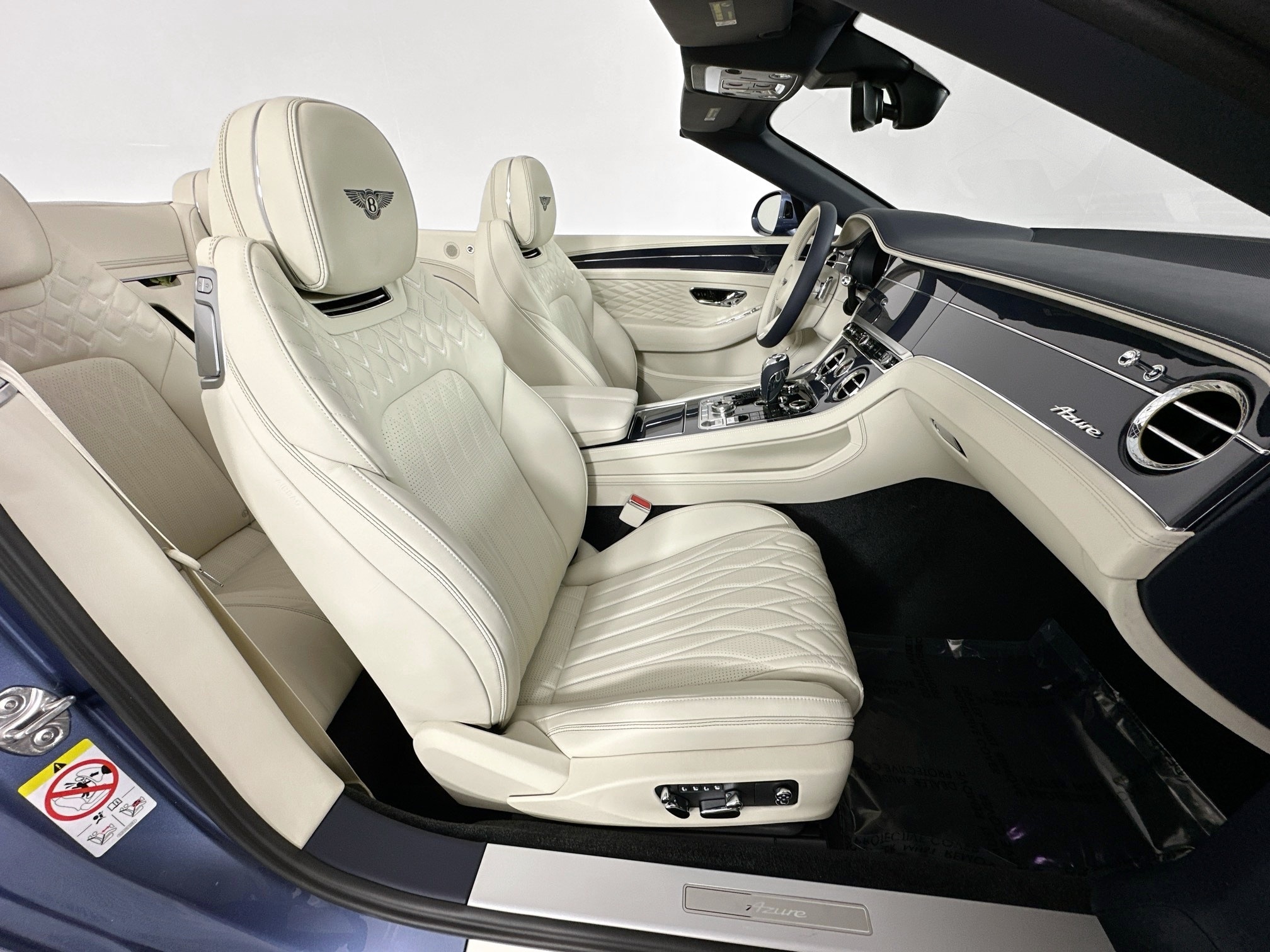 new 2026 Bentley Contiental GTC car