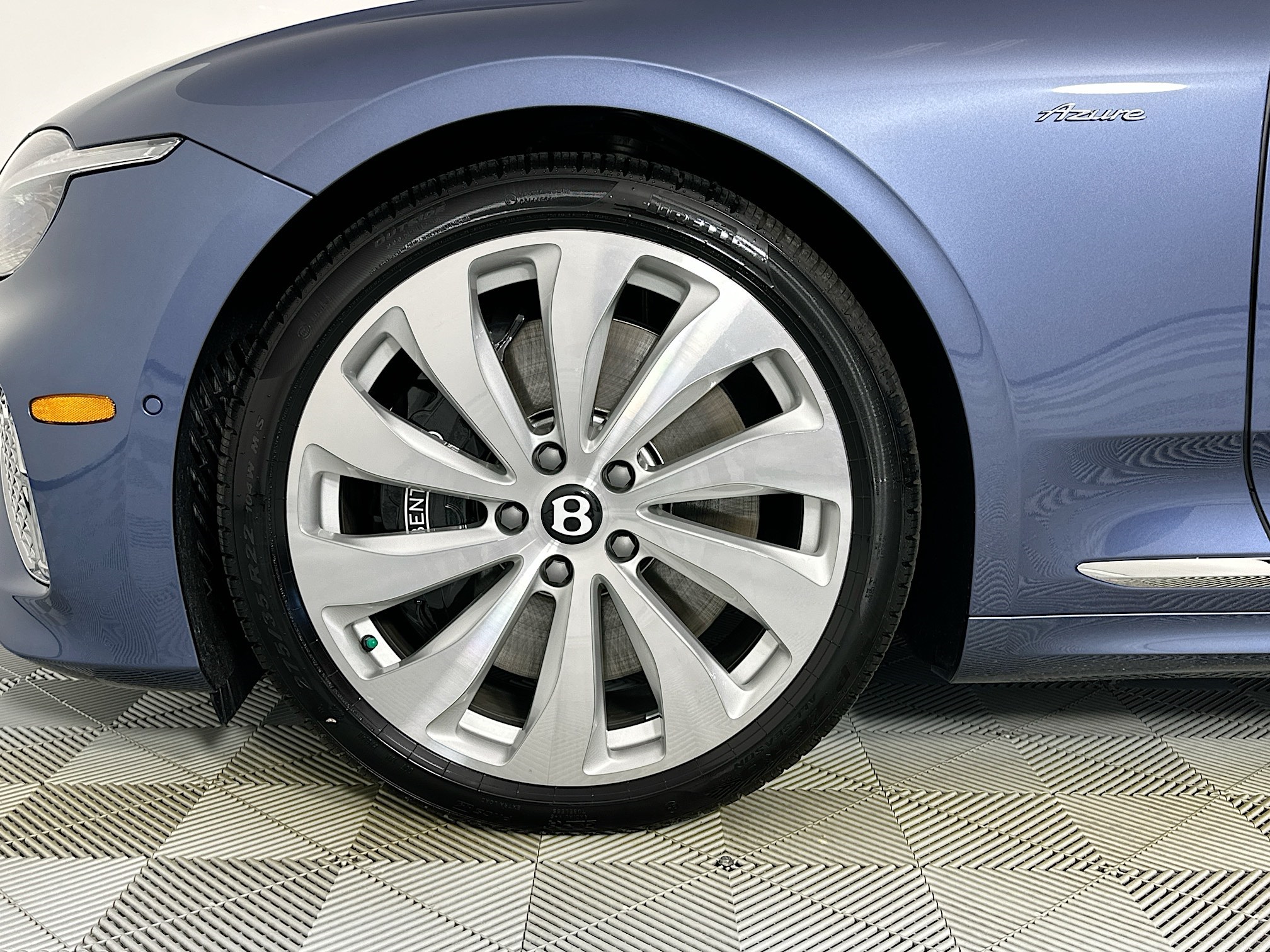 new 2026 Bentley Contiental GTC car