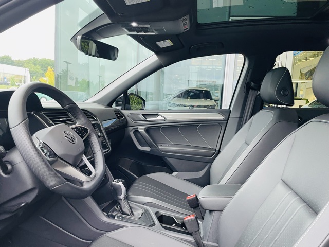 used 2023 Volkswagen Tiguan car, priced at $28,900