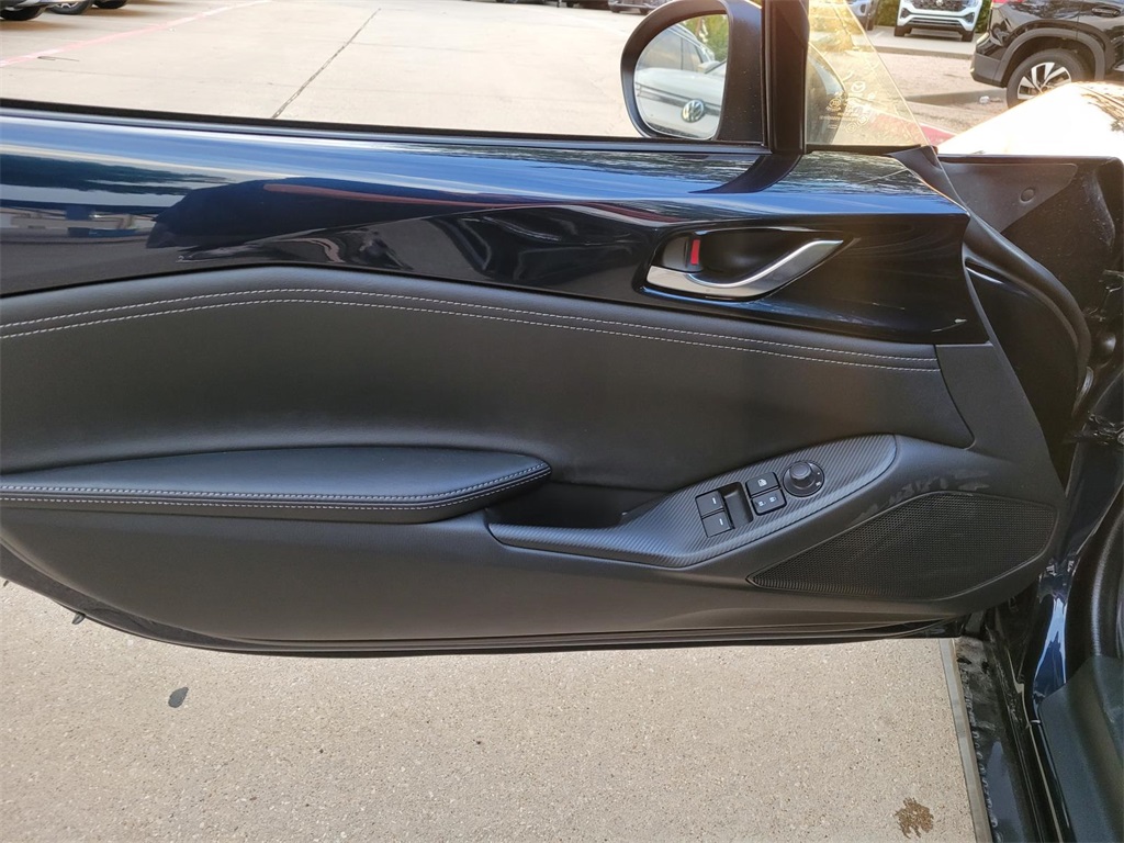 new 2025 Mazda MX-5 Miata car, priced at $36,557