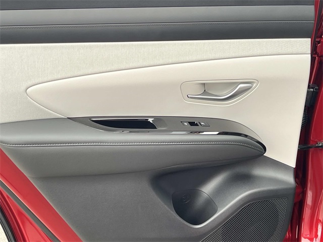 new 2026 Hyundai Tucson Hybrid car, priced at $40,945