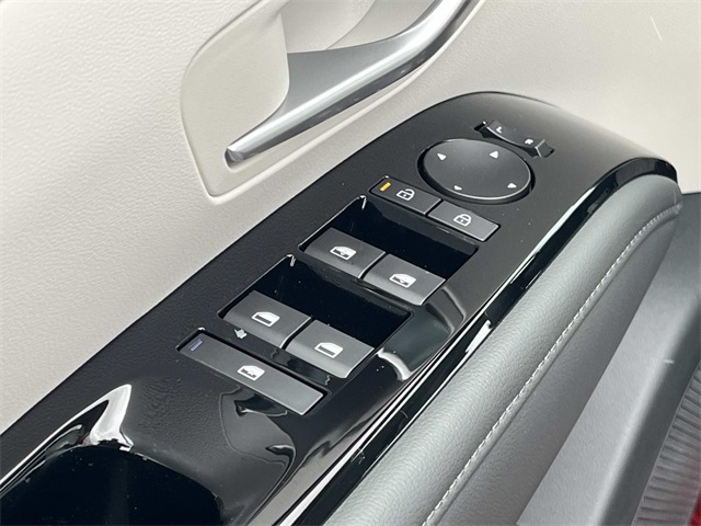 new 2026 Hyundai Tucson Hybrid car, priced at $40,945
