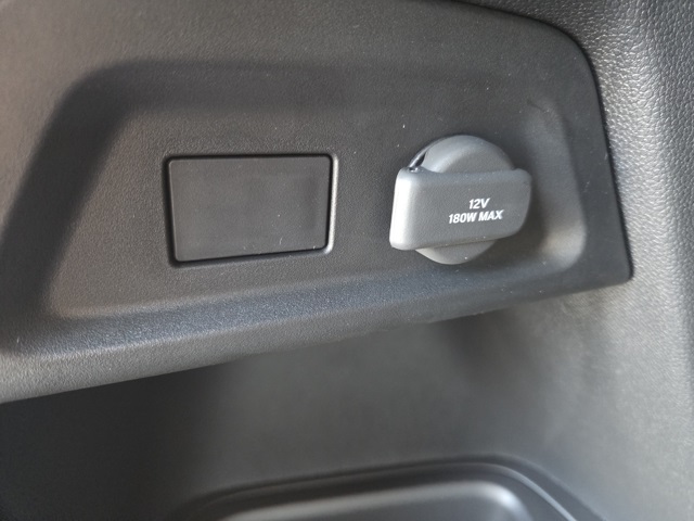 new 2025 Honda Pilot car, priced at $51,305