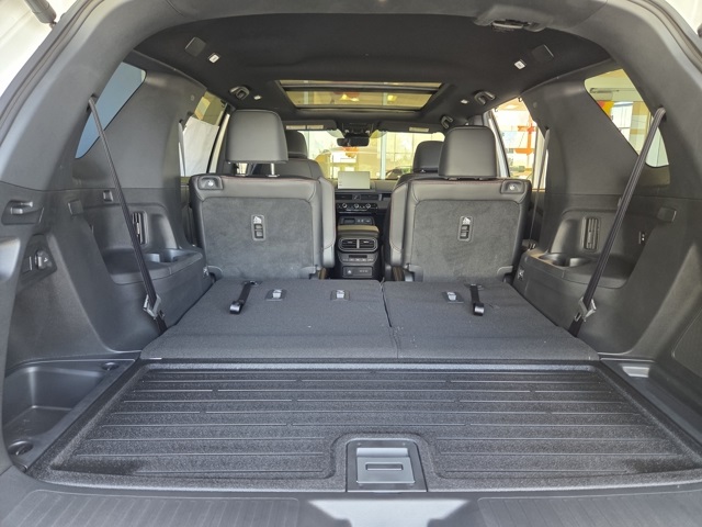 new 2025 Honda Pilot car, priced at $51,305