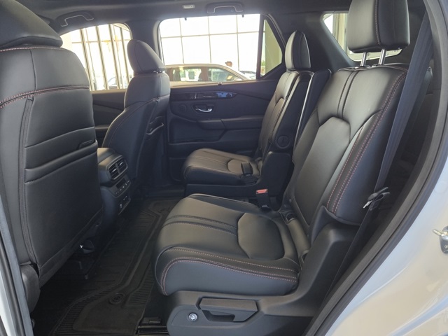 new 2025 Honda Pilot car, priced at $51,305