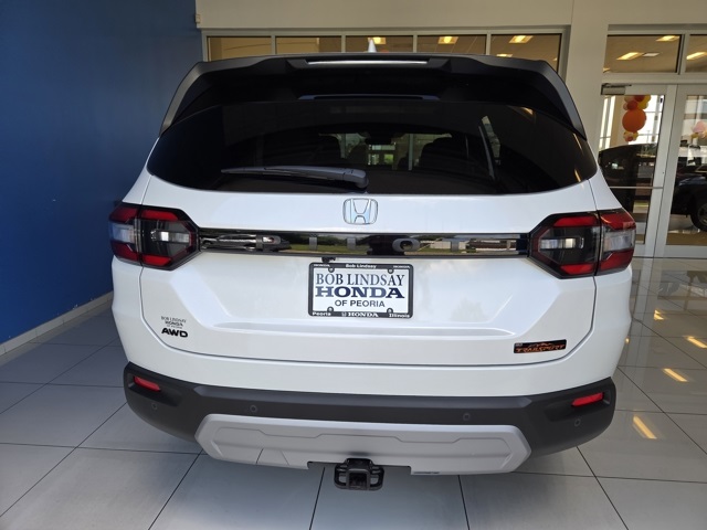 new 2025 Honda Pilot car, priced at $51,305