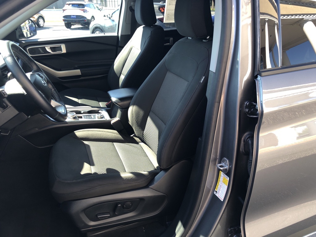 used 2022 Ford Explorer car, priced at $27,900