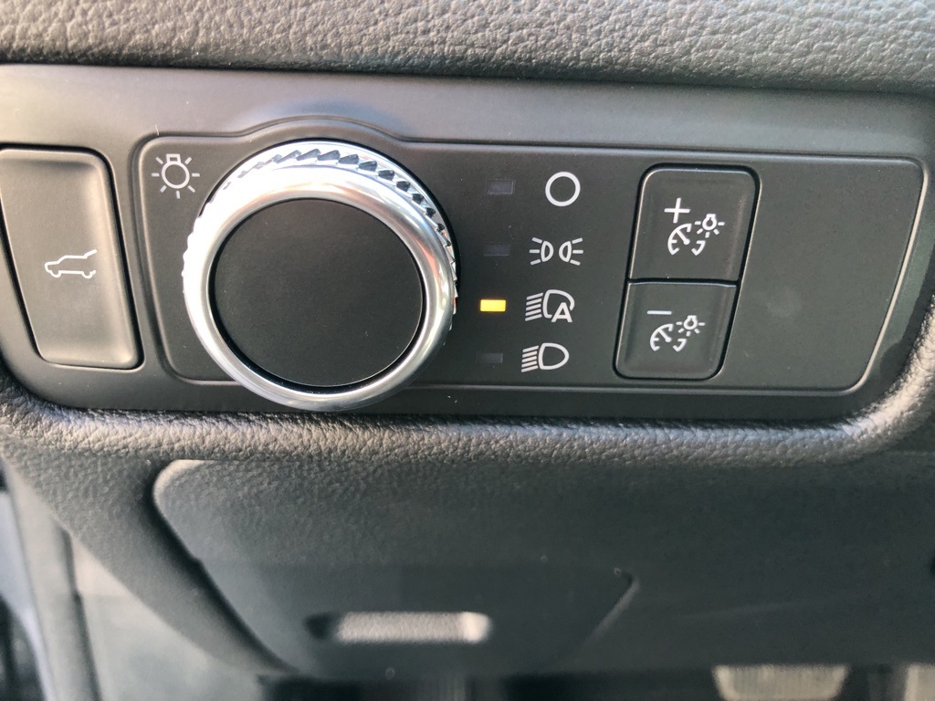 used 2022 Ford Explorer car, priced at $27,900