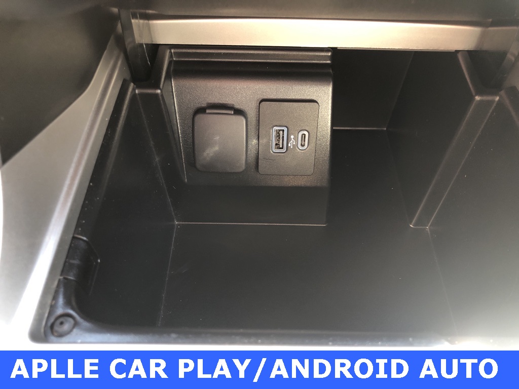 used 2022 Ford Explorer car, priced at $27,900