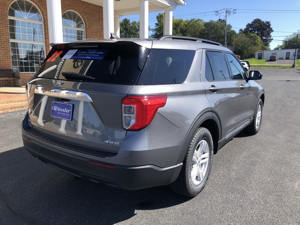 used 2022 Ford Explorer car, priced at $27,900