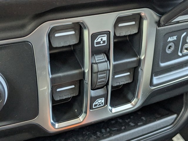 new 2025 Jeep Wrangler car, priced at $40,380