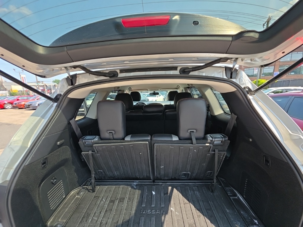 used 2020 Nissan Pathfinder car, priced at $17,595