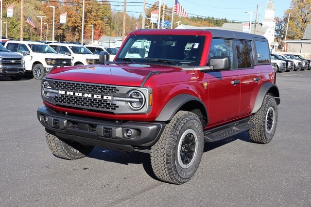 new 2025 Ford Bronco car, priced at $65,745