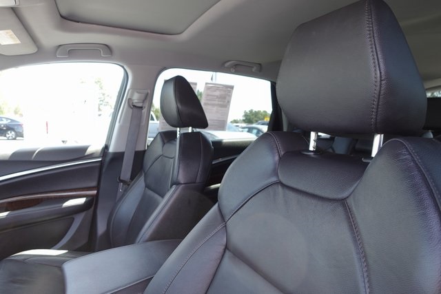 used 2020 Acura MDX car, priced at $27,500
