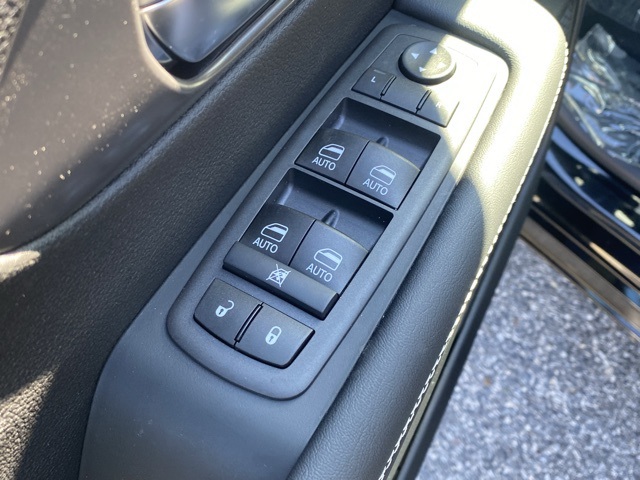 new 2026 Chrysler Pacifica car, priced at $39,830