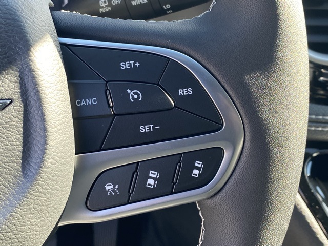 new 2026 Chrysler Pacifica car, priced at $39,830