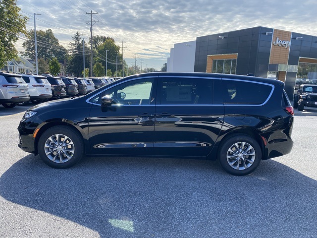 new 2026 Chrysler Pacifica car, priced at $39,830