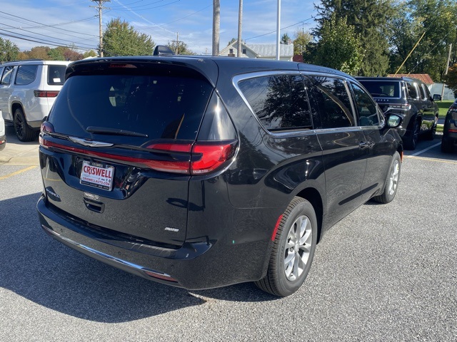 new 2026 Chrysler Pacifica car, priced at $39,830
