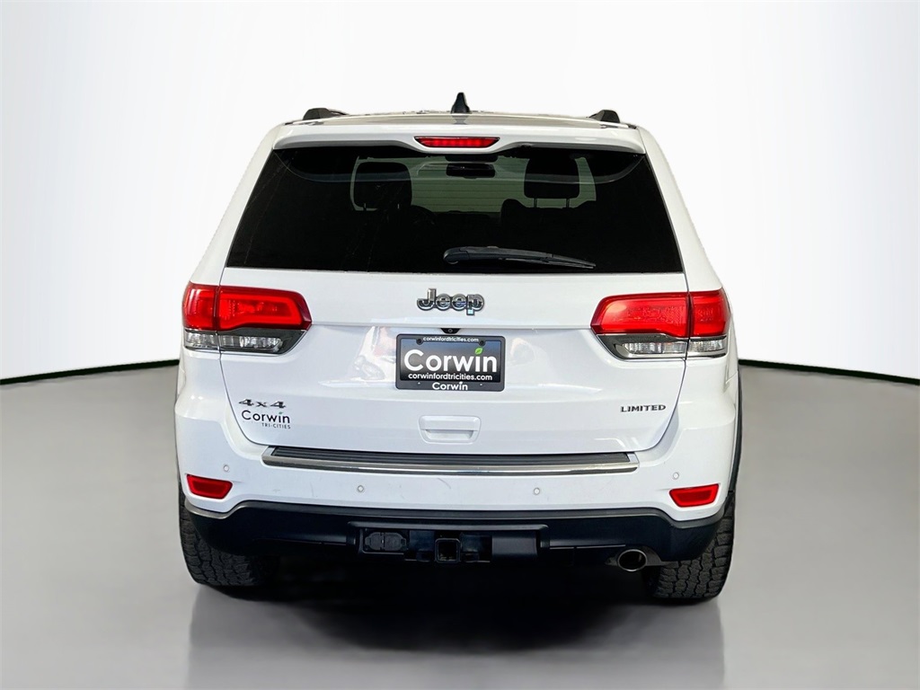 used 2015 Jeep Grand Cherokee car, priced at $10,888