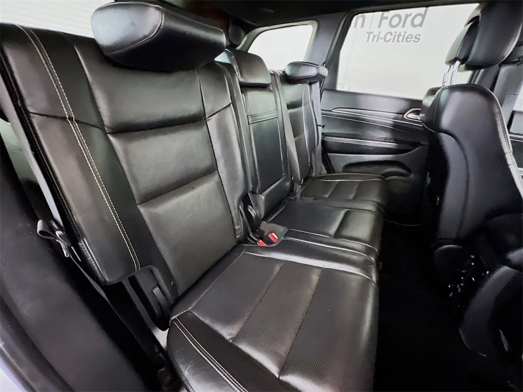 used 2015 Jeep Grand Cherokee car, priced at $10,888