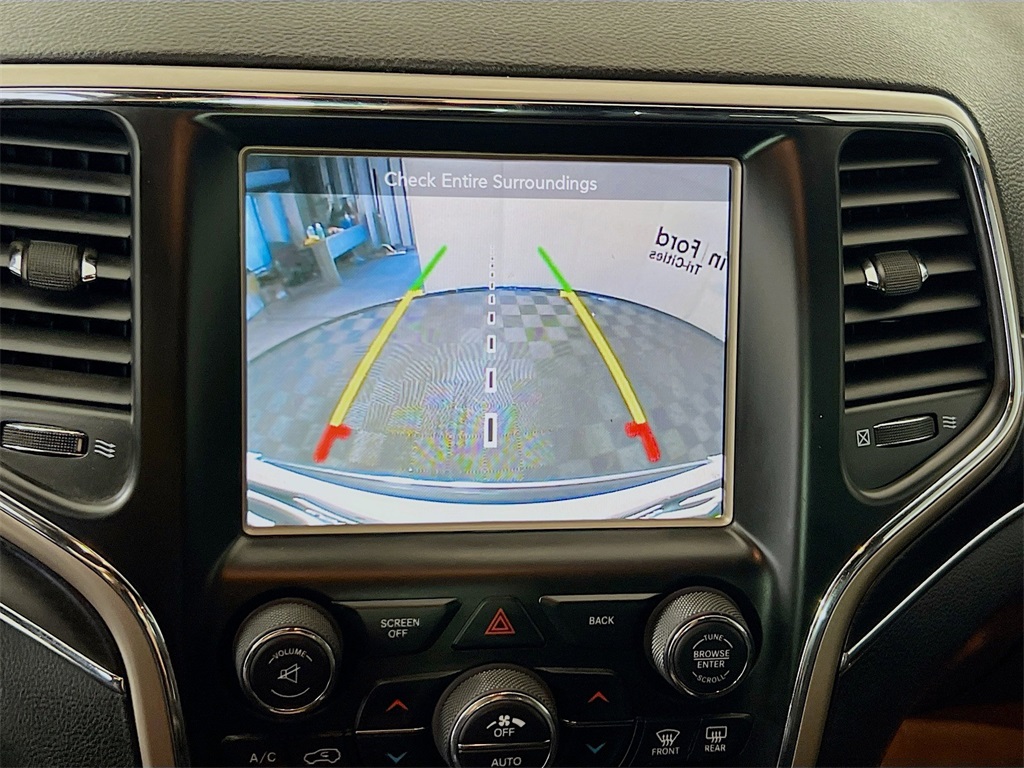 used 2015 Jeep Grand Cherokee car, priced at $10,888