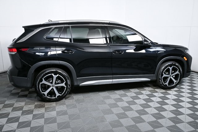 new 2025 Volkswagen Tiguan car, priced at $36,641